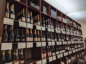 wineshop (Calls for UK Budget Alcohol Relief to Boost Business and Curb Inflation)