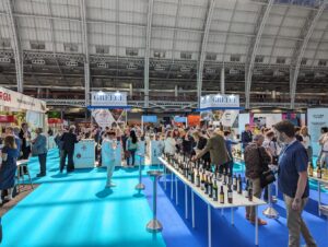 b (London Wine Fair)