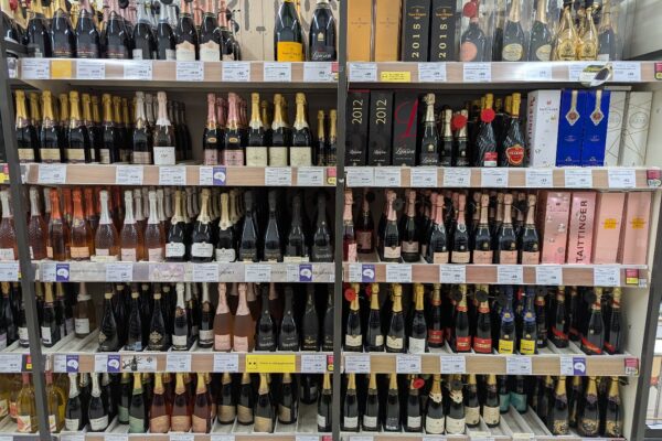 Sparkling Wine, Champagne and Premium Own-Label Fuelled Christmas Growth in UK