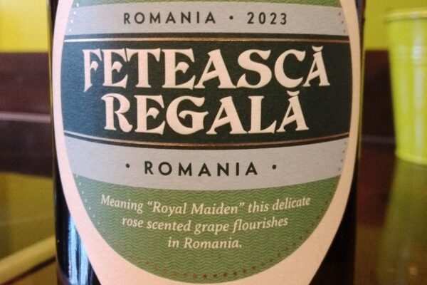 Expressions Fetească Regală