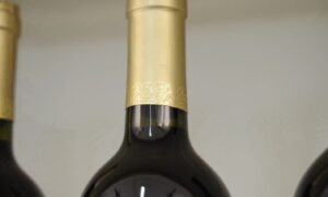 winecapsule (Wine Neck Capsules or No Capsules?)