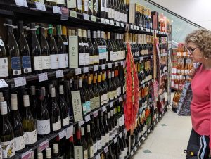 choosingwine (Why Choosing Wine Still Feels Like Guesswork)