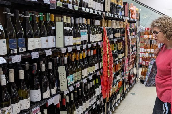 Why Choosing Wine Still Feels Like Guesswork
