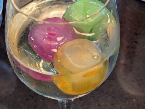 plasticwinecubesinglass (Ice in Wine: A Debate with a Better Solution)